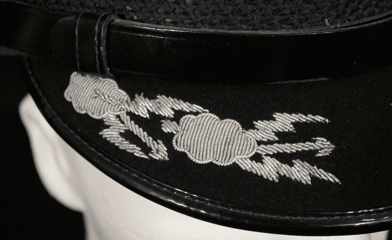 Vietnam War USAF - Senior Air Force Officers Service  - Named Visor Hat - Lt. Col. YEUTTER - Full Bio - Image 5