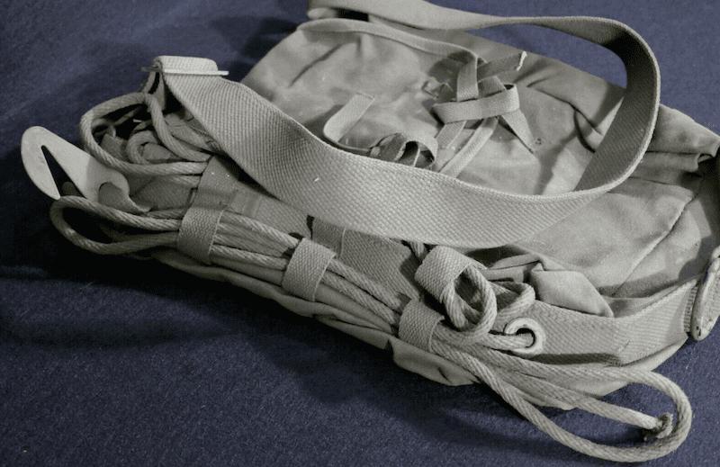 WWII USN Navy UDT Beach Demolition Bag - Satchel Charge M3 Kit D-Day - S. Pacific - Nice example - Image 4