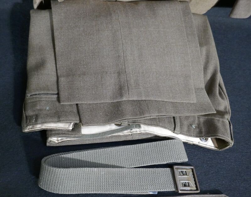 WWII US Army Uniform - 4th Armoured Combat Medic - Tunic - Trousers - Side Cap - Laundry Number - France 1944 / Ardennes 1944 - Image 5