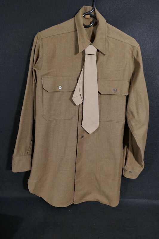 WWII US Army Uniform - 4th Armoured Combat Medic - Tunic - Trousers - Side Cap - Laundry Number - France 1944 / Ardennes 1944 - Image 22