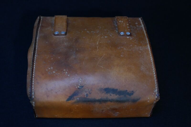 Original WWII German Luftschutz Medical Kit - Complete with Contents (US SALES ONLY) - Image 7