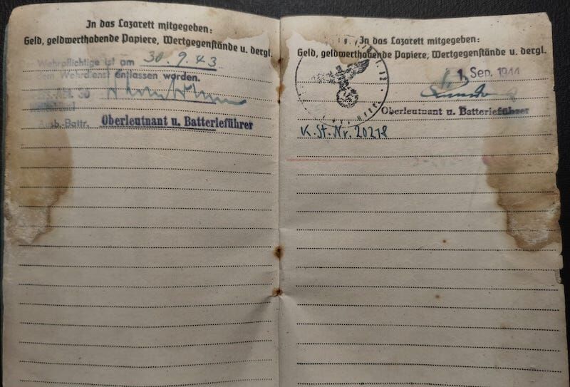 Original WWII German Luftwaffe Soldbuch - Kanonier Heinrich Helmecke - Flak-Ersatz-Abteilung 12 - Berlin 1945 - Image 7