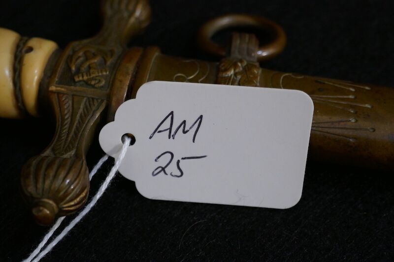 WWII German Navy - Officers Kriegsmarine Dagger - Uncleaned - Image 30