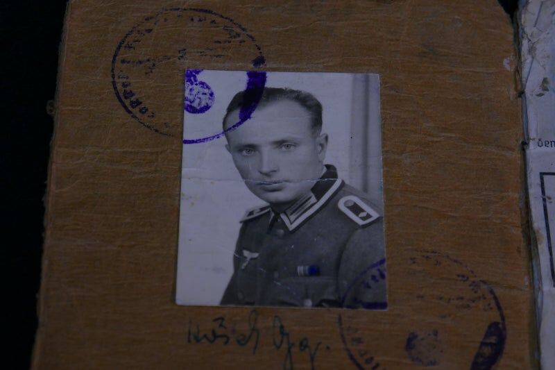 WWII German Army Soldbuch - Feldwebel Hösch - Gebirgs-Jäger-Regiment 99 -