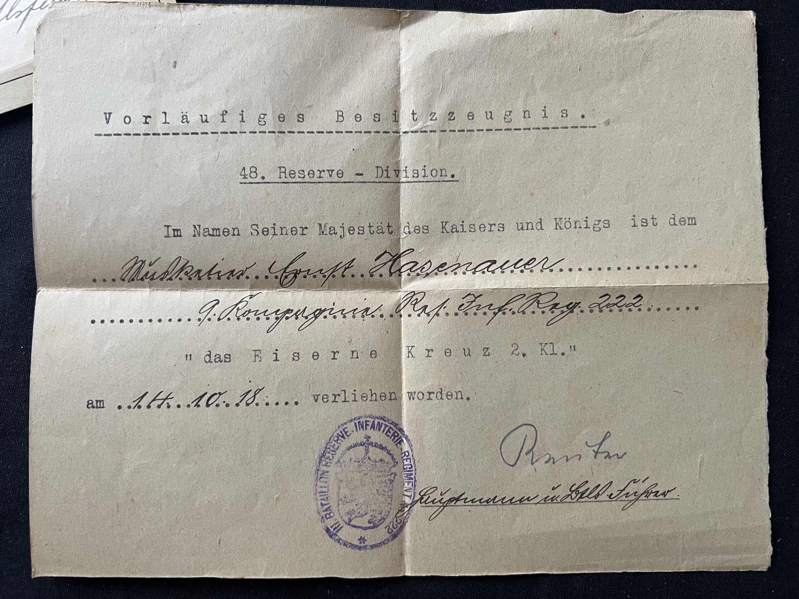 WW1 German Soldbuch and Militärpass - Iron Cross Cert - Musketier Ernst Hasenauer - Reserve Infanterie Regiment Nr 222 - Richtschütze MG08/15 (Sold) - Image 3