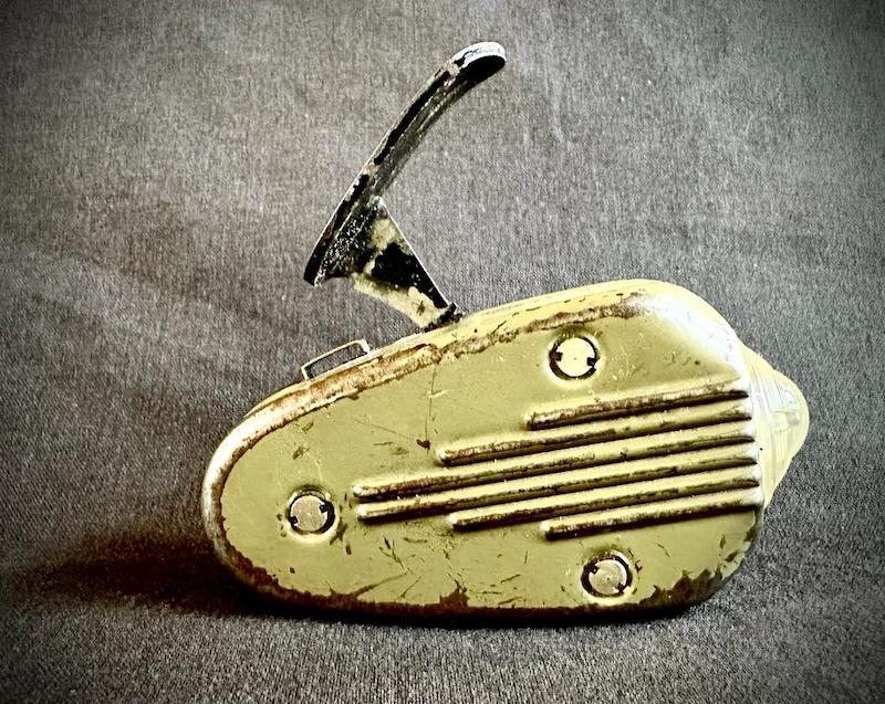 WW2 Phillips Produced - Knijpkat - Squeeze Cat - Dynamo Torch - Philips Commando - Camp Vught Netherlands - Wehrmacht 1943 Olive Drab (Sold) - Image 6