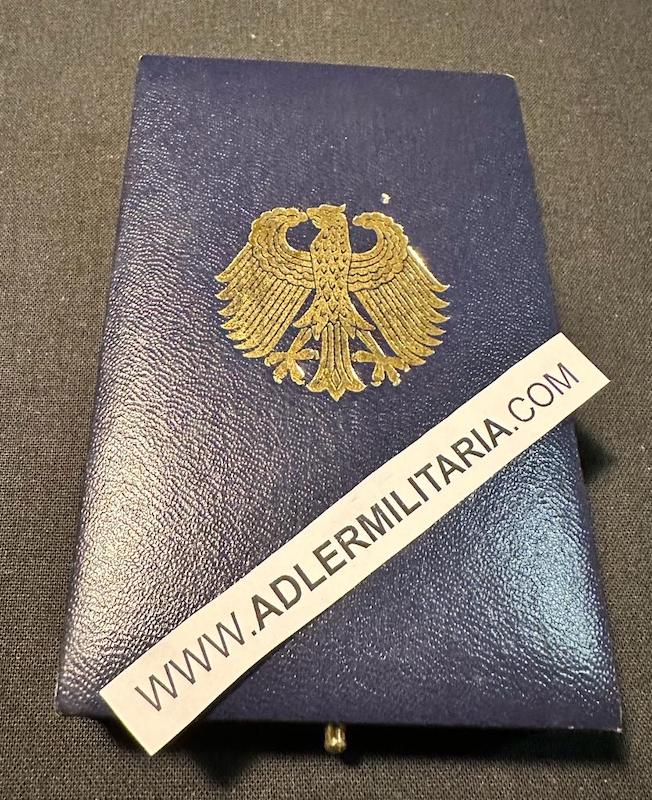 WWII German Soldbuch Medal Grouping - Obefr Helmut Hannig - Das Verdienstkreuz - Wehrmacht-Nachrichten-Kommandantur 301 - Sofia - DRK Set (Sold) - Image 15