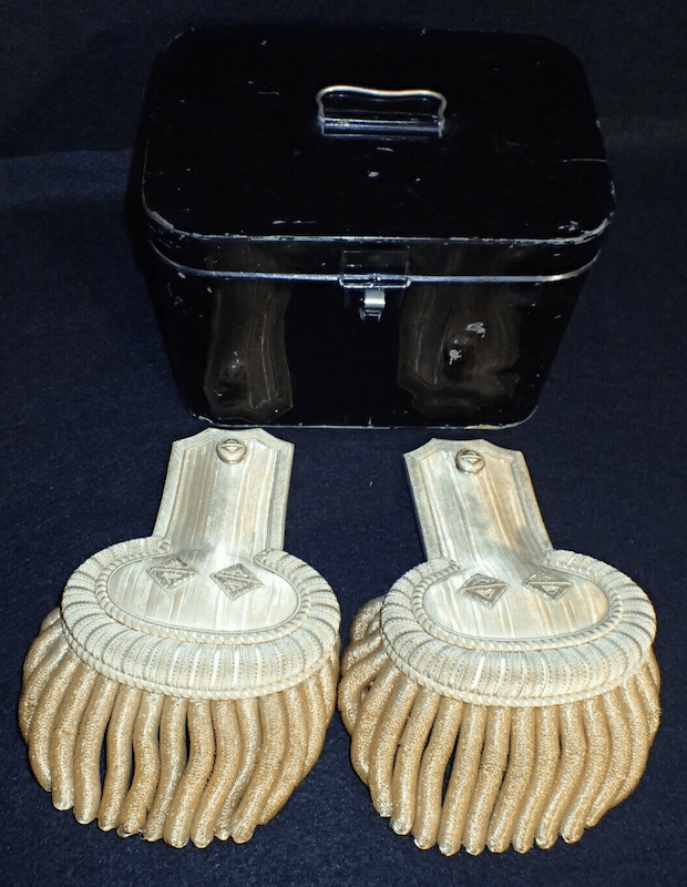 WWII Imperial Japanese - Occupation Taiwan 'Chokunin' Governor General Epaulettes - Rare - Image 2