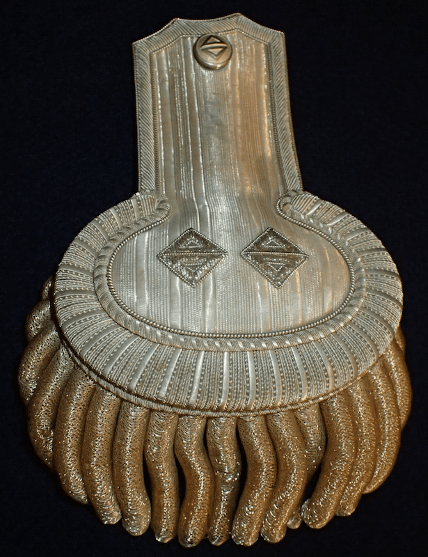 WWII Imperial Japanese - Occupation Taiwan 'Chokunin' Governor General Epaulettes - Rare - Image 3