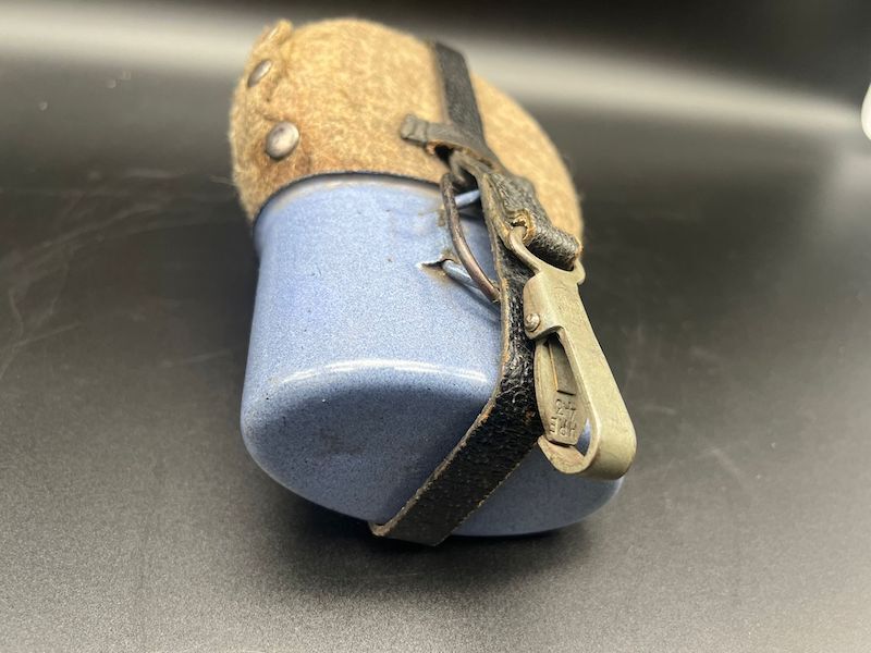 WWII German Army Water Bottle and Cup - BLUE - Oskar Schindler’s company, « Deutsche Emailwarenfabrik » Rare (Sold) - Image 5