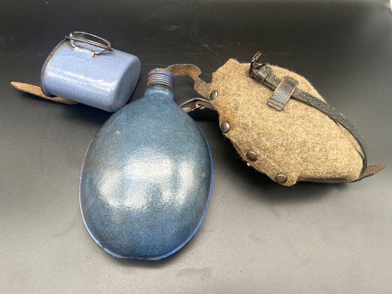 WWII German Army Water Bottle and Cup - BLUE - Oskar Schindler’s company, « Deutsche Emailwarenfabrik » Rare (Sold) - Image 8