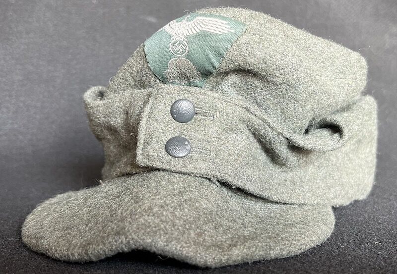 WWII German Waffen SS - M43 Feldmütze - Field Cap - 1010/44 - Dachau 1944 Produced - GI Bring Back 63rd Infantry Division April 1945 Germany ( With COA ) - Rare (Offer Accepted) - Image 11