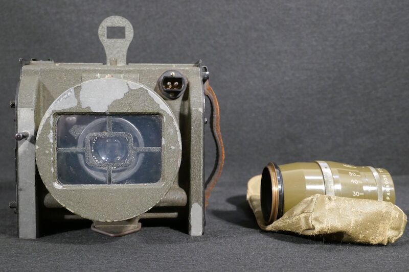 WWII US Army Signal Corps Combat Camera - Simmon PH-501/PF - Around 250 Made - Exceedingly Rare - Image 2