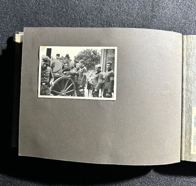 WWII German R.A.D Photo Album - Abteilung 2/20 Rosenberg West Prussia - Ship Robert Ley - Bismarck - Artillerie Regiment 23 Potsdam-Nedlitz - Anti Aircraft Mg34 - Captured Helmets - STUG III - Russian Front - Image 22